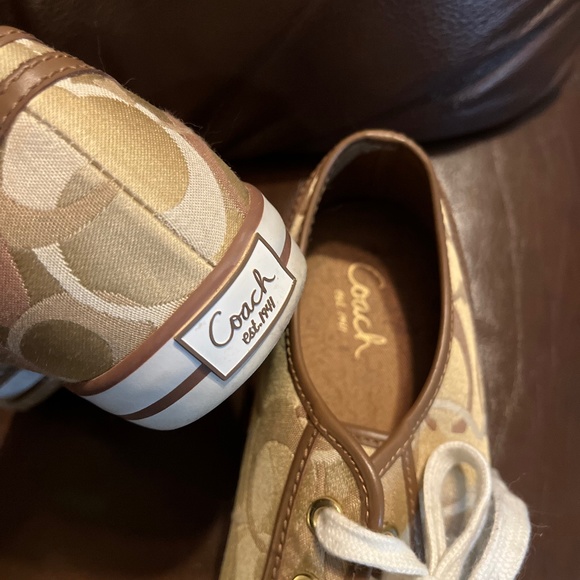 Coach loafers!! - Picture 1 of 3